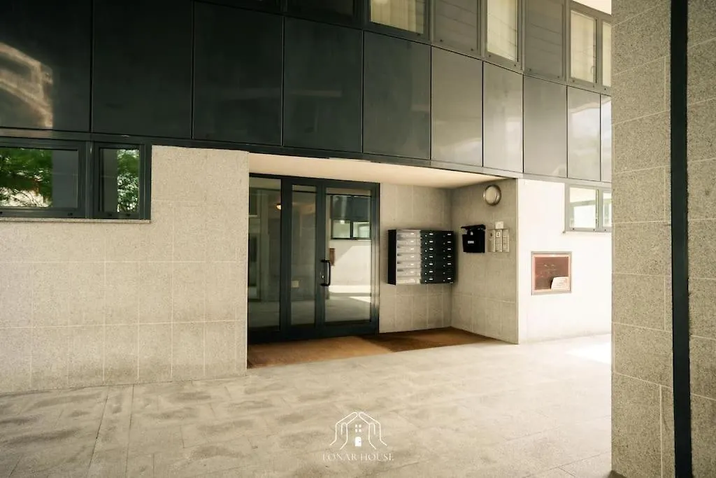 Milano - Attico Con Doppia Terrazzaアパートメント アパート ミラノ